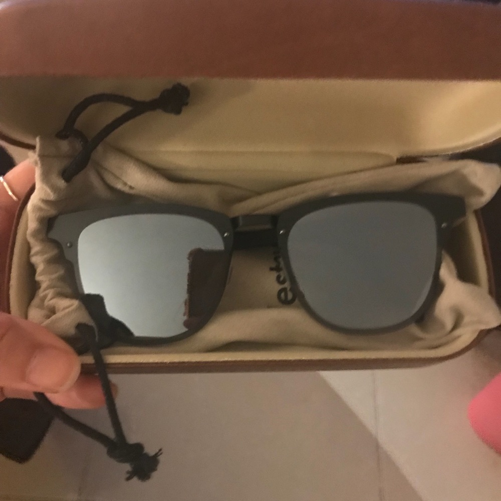 Illesteva Cordova II Sunglasses